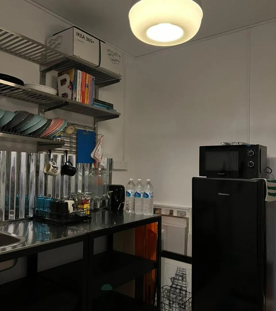 公寓 Nadi Flat Studio Seksyen 8, 5 Pax Only 莎阿南